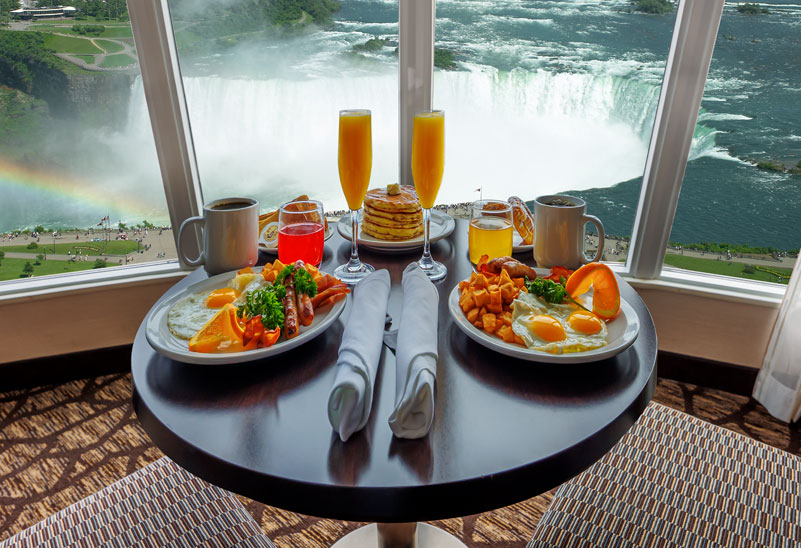 Free Breakfast & Evening Reception - Embassy Suites by Hilton Niagara Falls - Fallsview Hotel, Canada